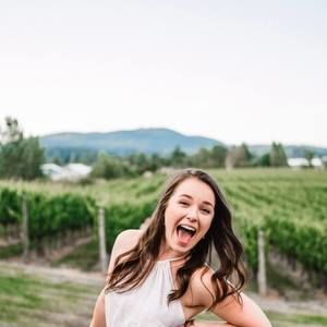 Meet your Posher, Ellen